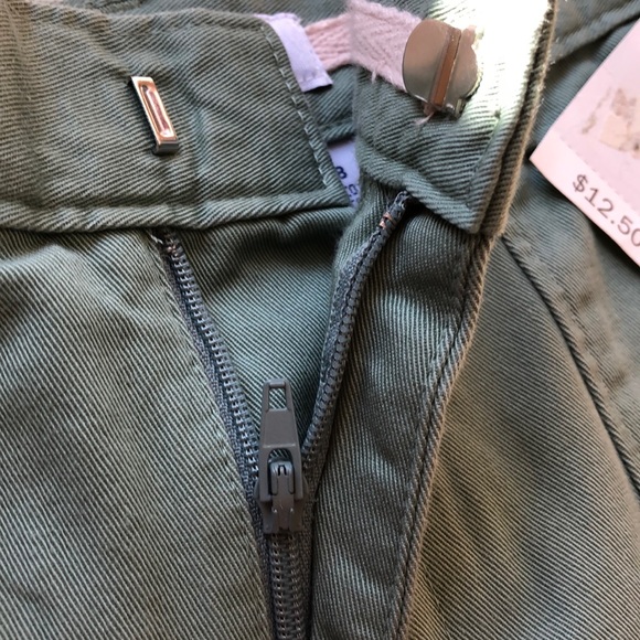 Girls shorts Size 10 - Picture 6 of 8